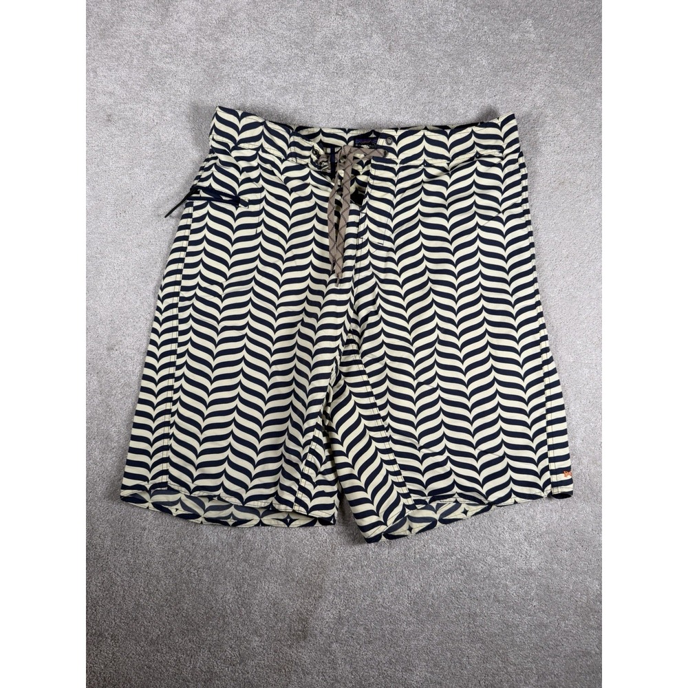 Patagonia‎ Wavefarer Board-shorts Men's Size 34 Navy Wave Swim Trunks Non-lined